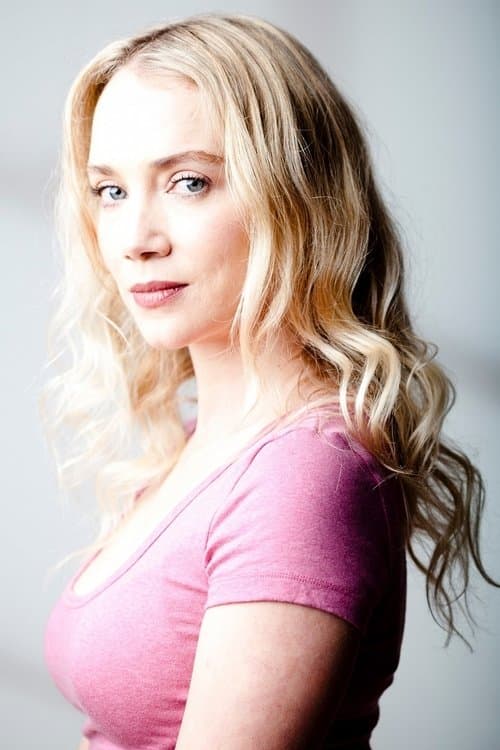 Phoebe Falconer profile photo