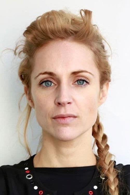 Agnes Obel profile photo