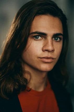 Oliver Watson profile photo