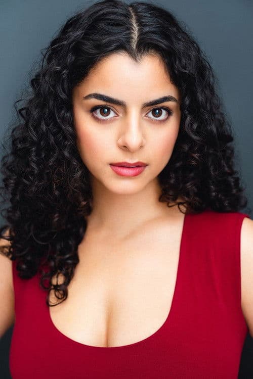 Ellena Eshraghi profile photo