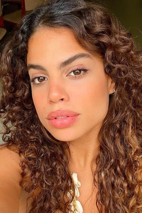 Clara Buarque profile photo