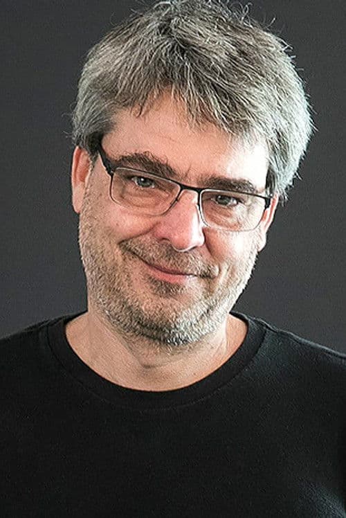 Andrucha Waddington profile photo