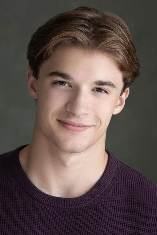 Avery Esteves profile photo