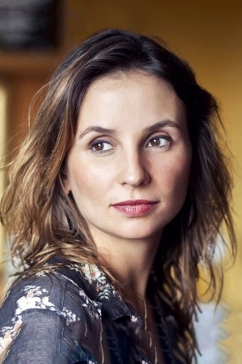 Petra Costa profile photo