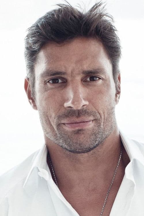 Manu Bennett profile photo