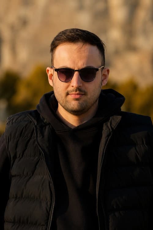 Ali Bana'iyan profile photo
