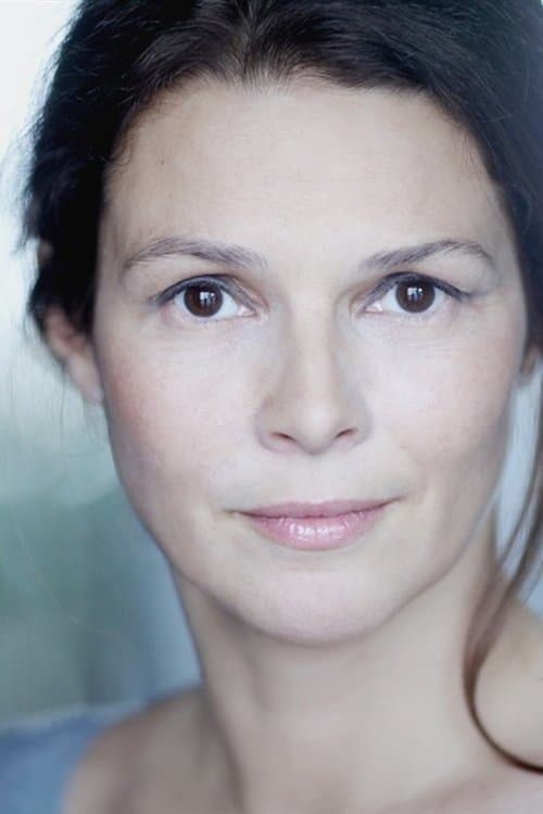 Delphine Forest profile photo