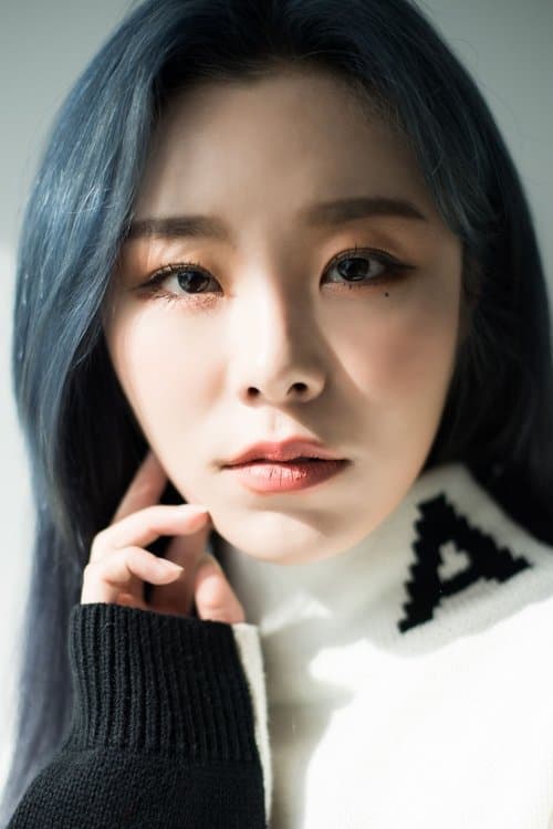 Wheein profile photo