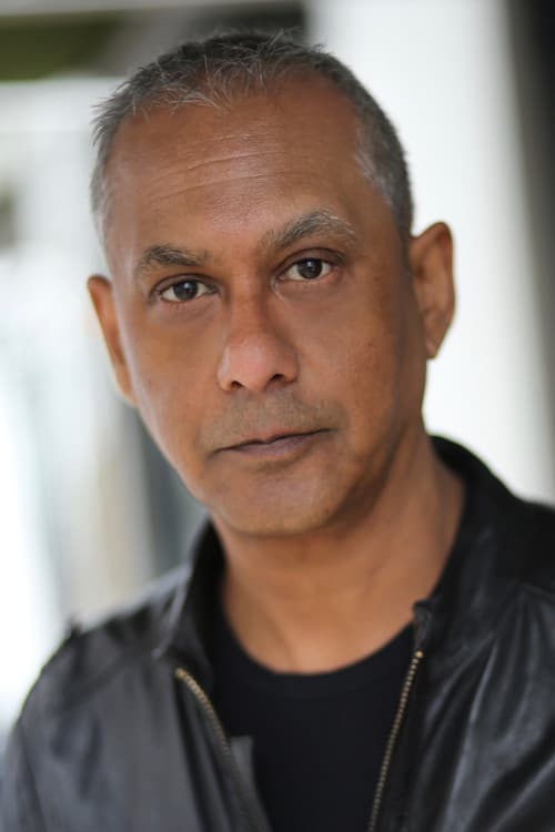 Gordon Warnecke profile photo