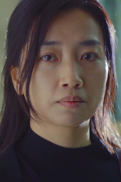 Park Hye-young profile photo