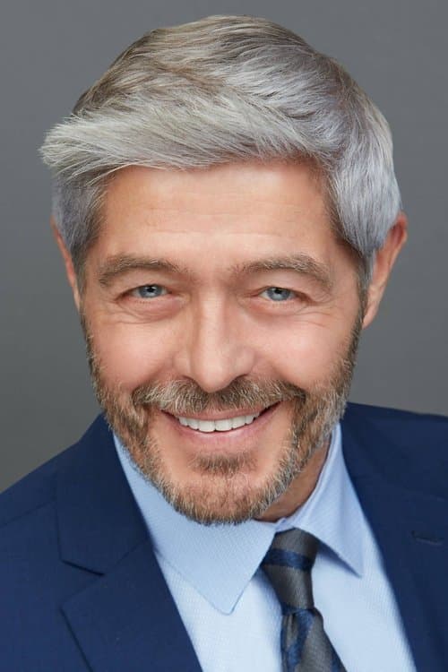 Buzz Leer profile photo