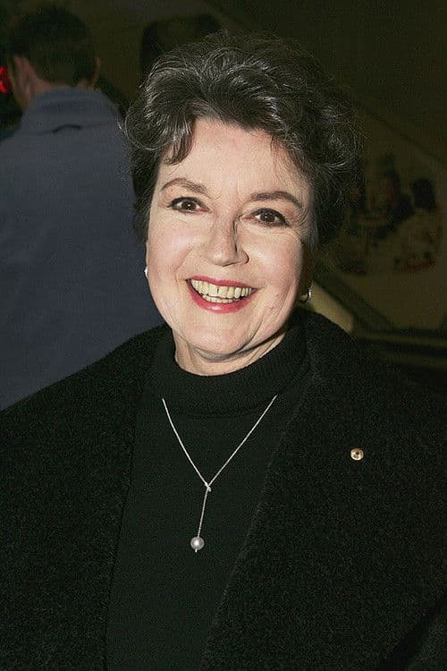 Lorraine Bayly profile photo