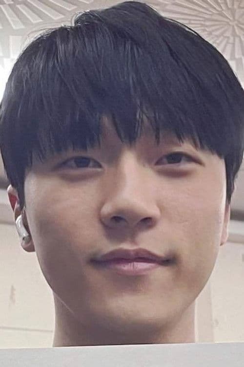 Kwak Pil je profile photo