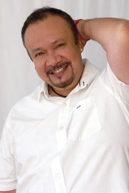 Víctor H. Covarrubias profile photo