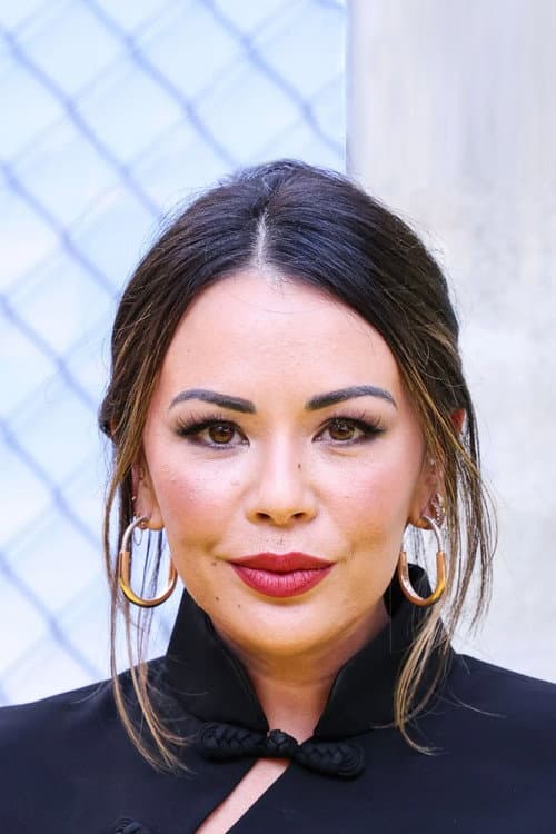 Janel Parrish profile photo