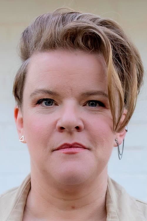 Jennifer Piper profile photo