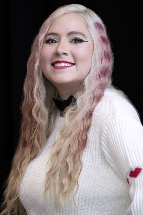 Vivienne Medrano profile photo