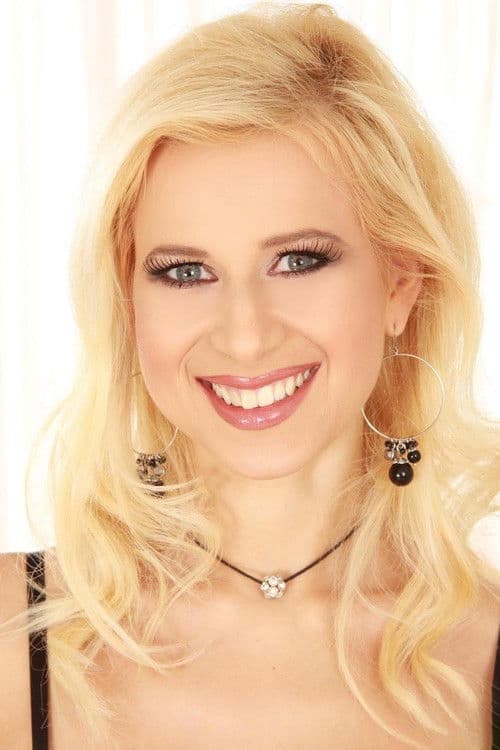 Anastasia Devine profile photo