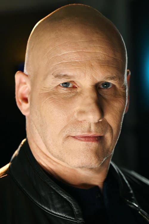 Dean Komondorea profile photo
