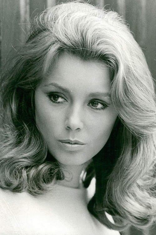 Elizabeth Ercy profile photo