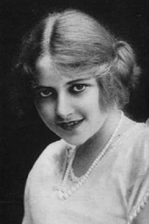 Muriel Ostriche profile photo