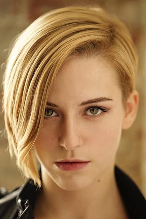 Celine du Tertre profile photo