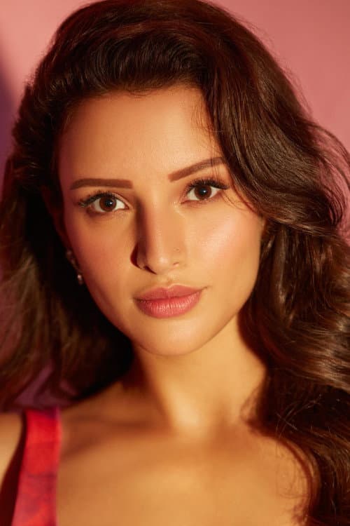 Triptii Dimri profile photo