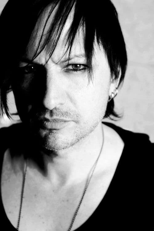 Amir Derakh profile photo