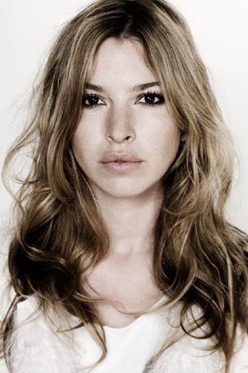 Tara Elders profile photo