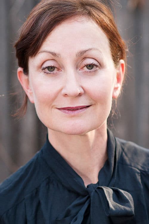 Caroline Lee profile photo