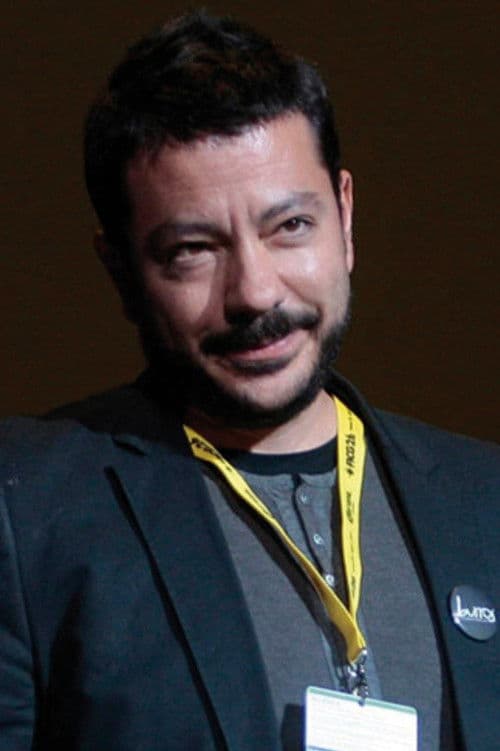 Alejandro Cantú profile photo