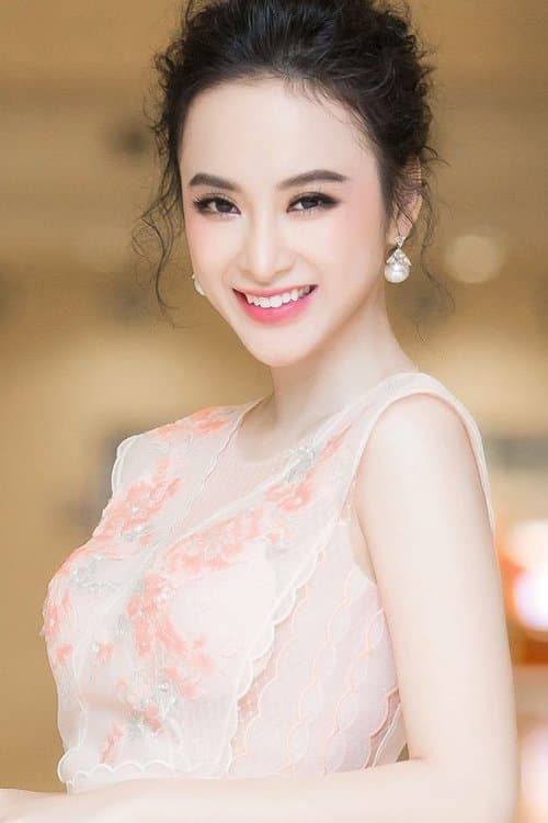Angela Phương Trinh profile photo