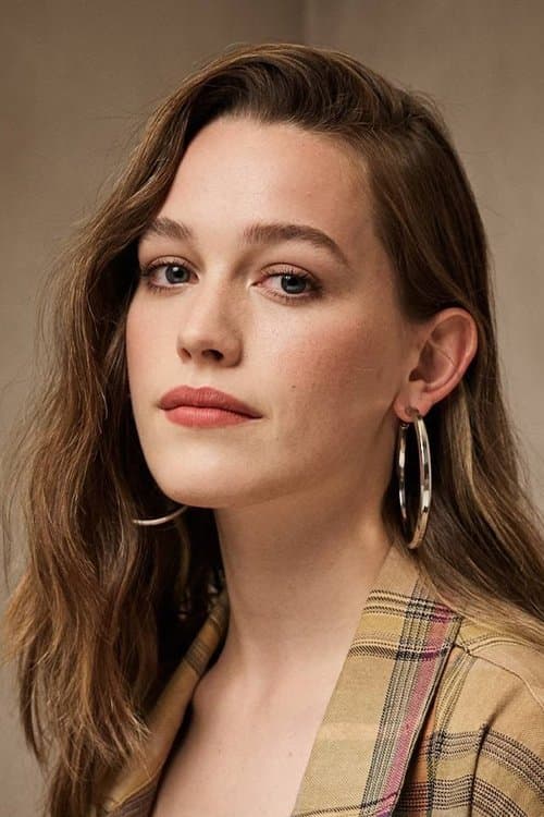 Victoria Pedretti profile photo