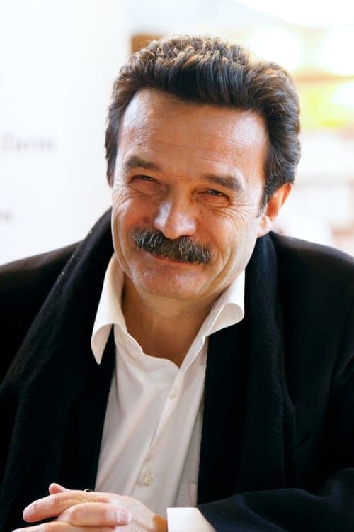 Edwy Plenel profile photo