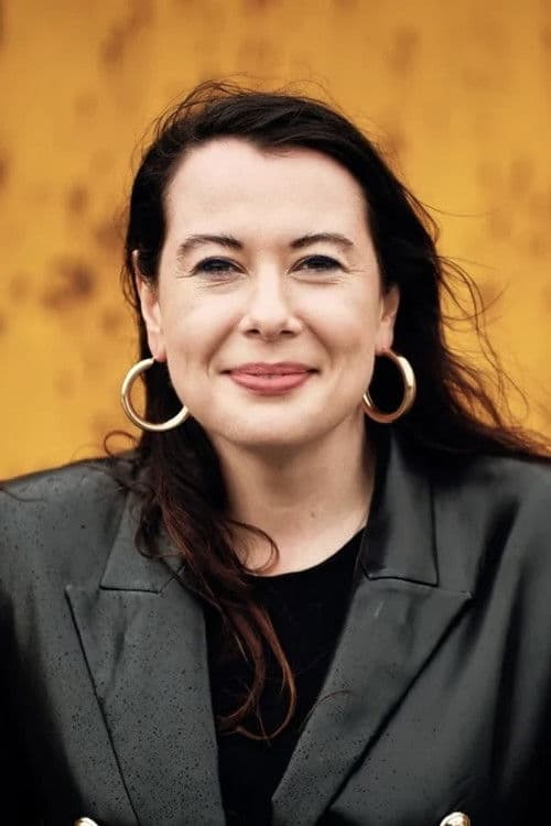 Sinéad Ní Uallacháin profile photo