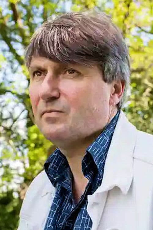 Simon Armitage profile photo