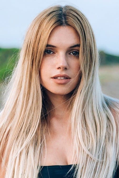 Julianne Binard profile photo