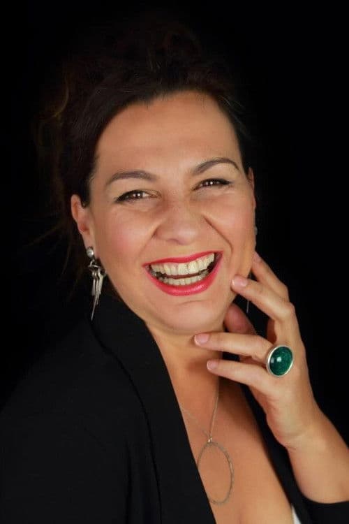 Charo Urbano profile photo