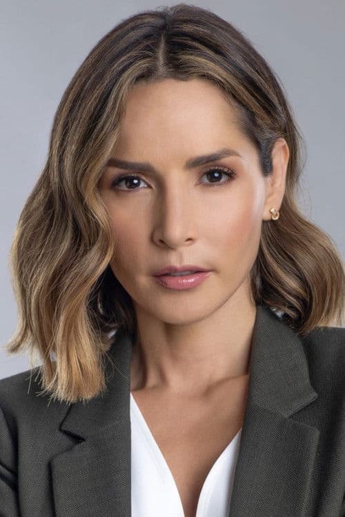 Carmen Villalobos profile photo