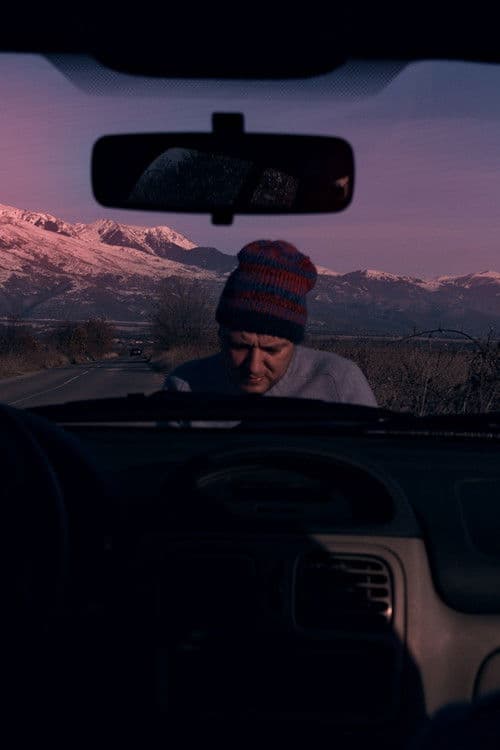 Тихо в снега poster