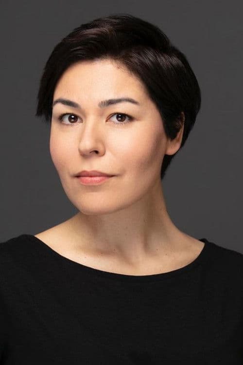Özge Agyar profile photo