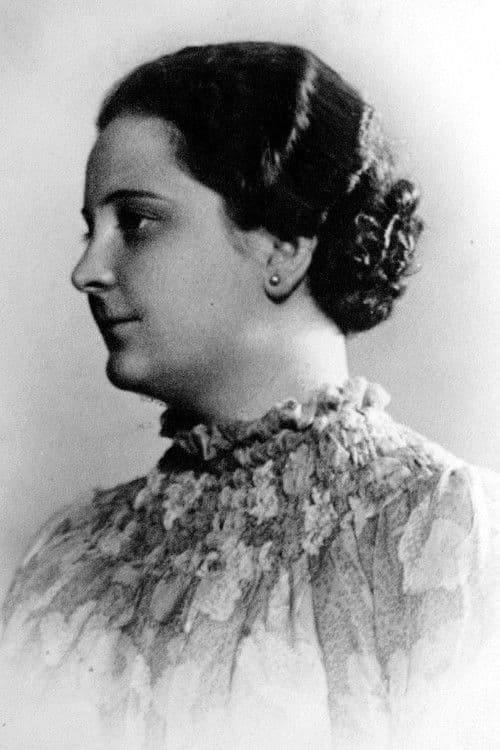 Afet İnan profile photo