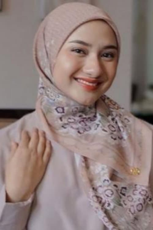 Nadzira Shafa profile photo