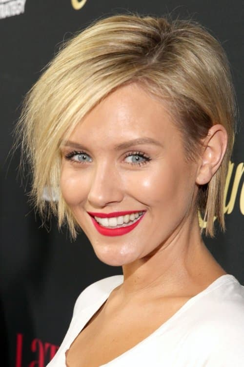 Nicky Whelan profile photo