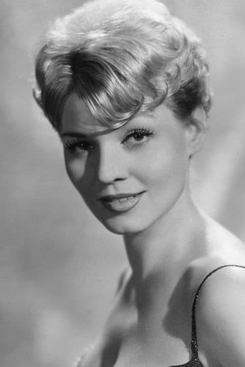 Tania Velia profile photo