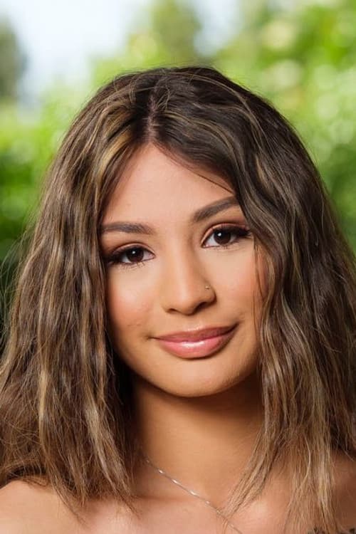 Nina Nieves profile photo