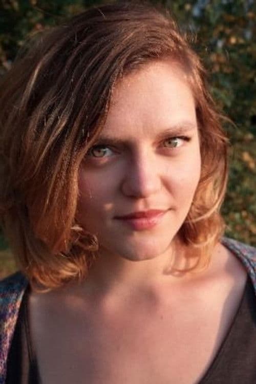 Adéla Komrzý profile photo