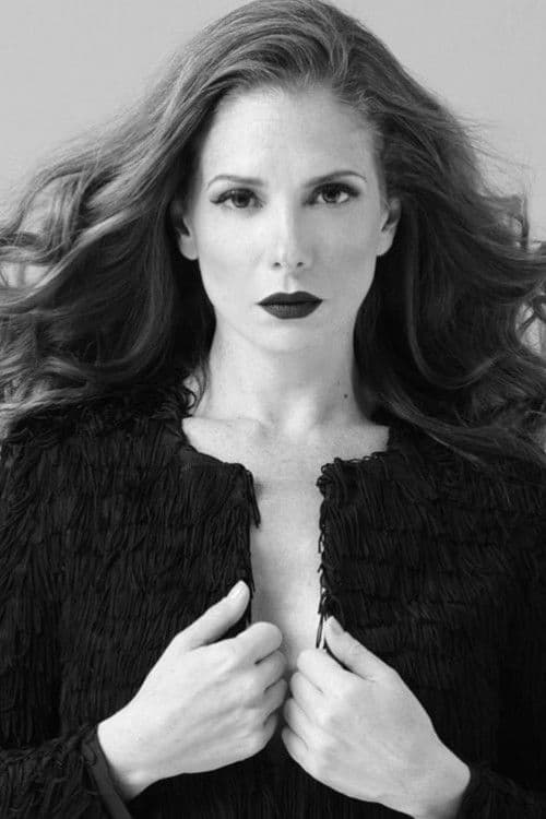 Karla Muga profile photo