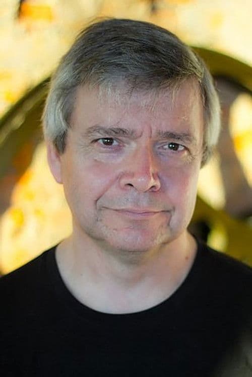 Julian Nicholson profile photo