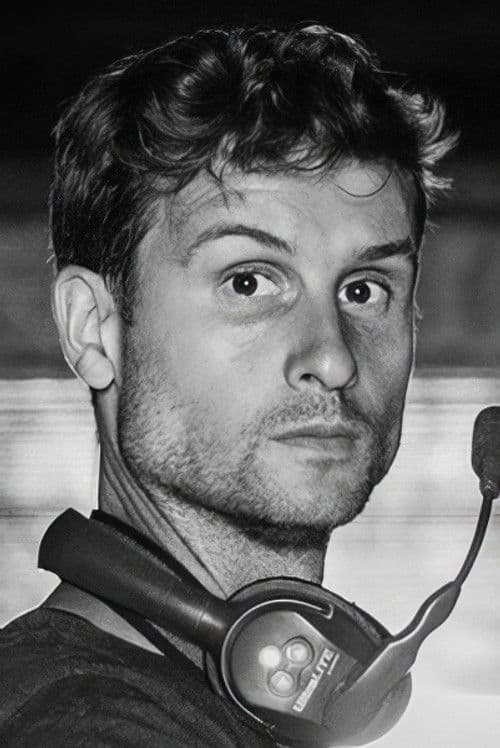 Jonathan van Tulleken profile photo